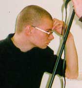 Antti pohtii